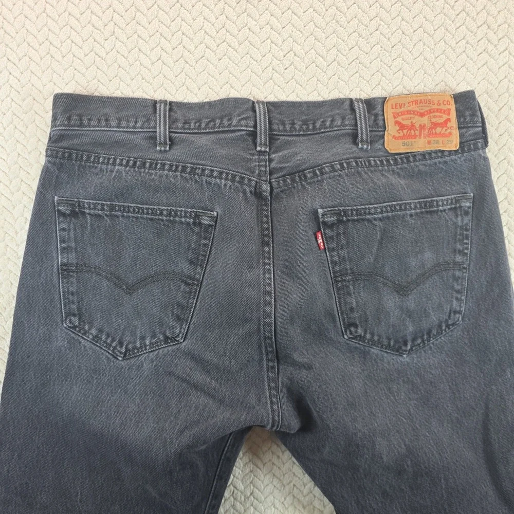 Vintage Levis 501 Original Fit Jeans Mens 38x29 Faded Black Straight Button Fly